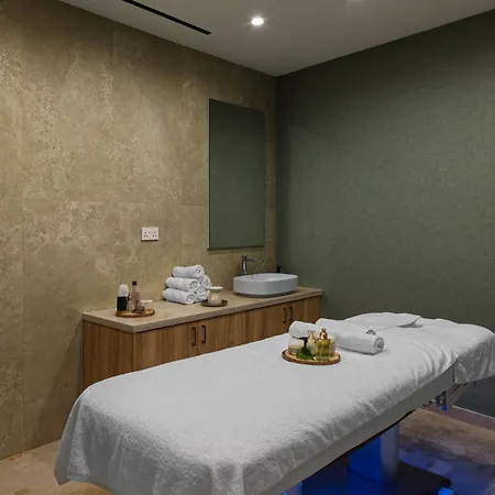 Hotel Nalu Latchi - Leonardo Limited Edition