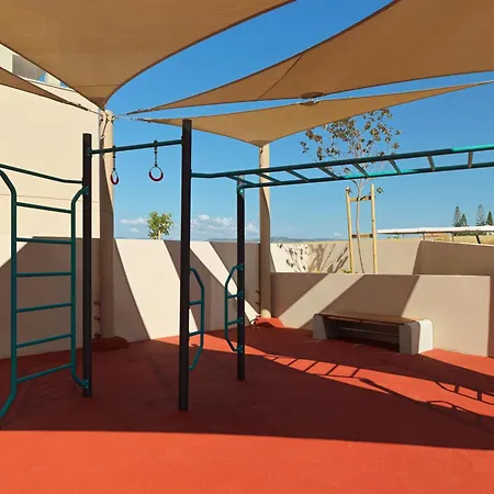 Nalu Latchi - Leonardo Limited Edition 5* Polis