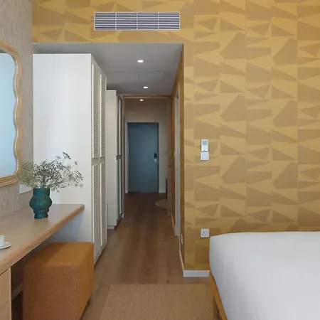 Nalu Latchi - Leonardo Limited Edition Hotel
