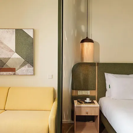 Hotel Nalu Latchi - Leonardo Limited Edition Polis