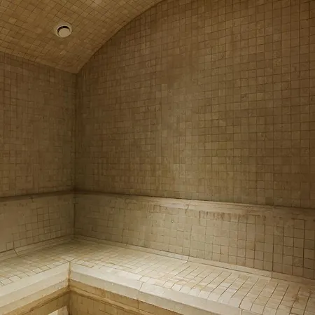 Hotel Nalu Latchi - Leonardo Limited Edition Polis